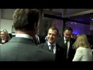 medvedev at a meeting with arnold schwarzenegr